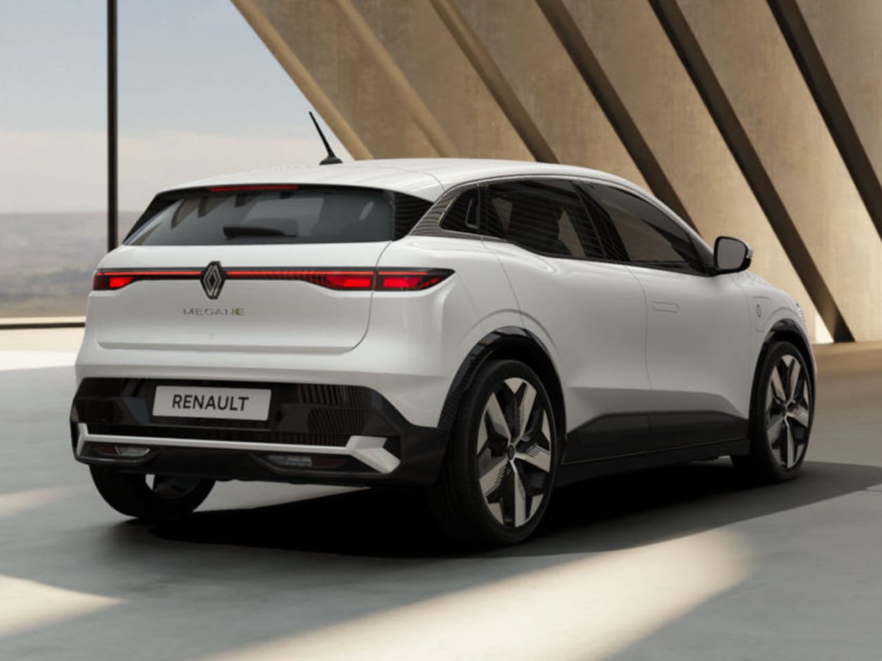 Renault Megane E-Tech 2313